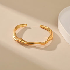 Luxourious Gold Plated Trendy Bracelet