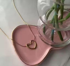 Twisted Heart Pendant Necklace Rose Gold