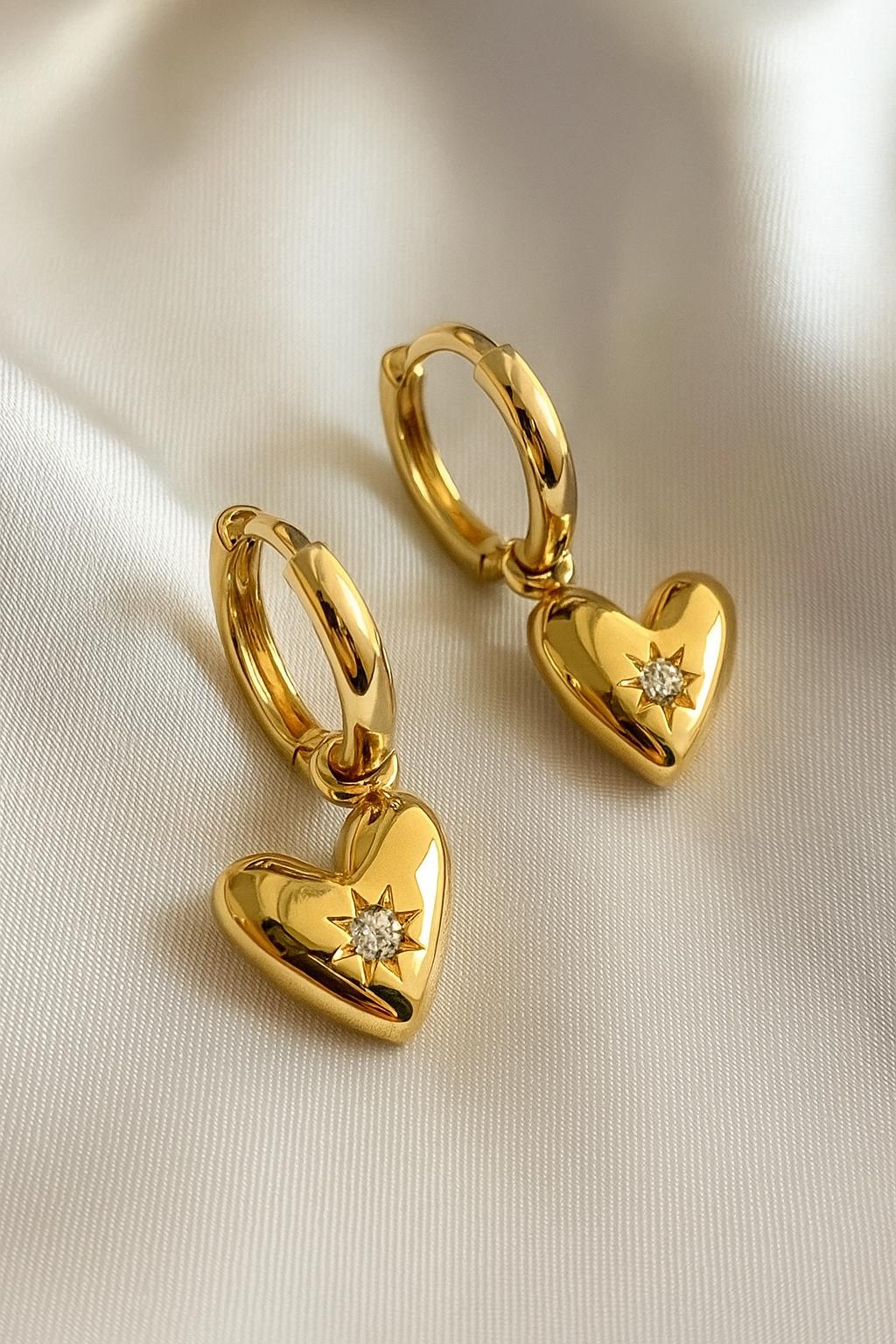 Darla twisted heart Huggies