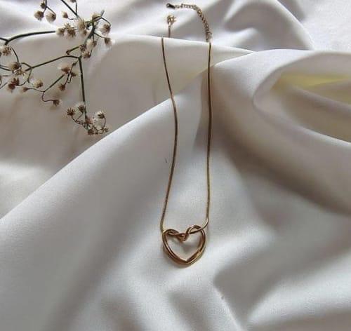 Twisted Heart Pendant Necklace Rose Gold